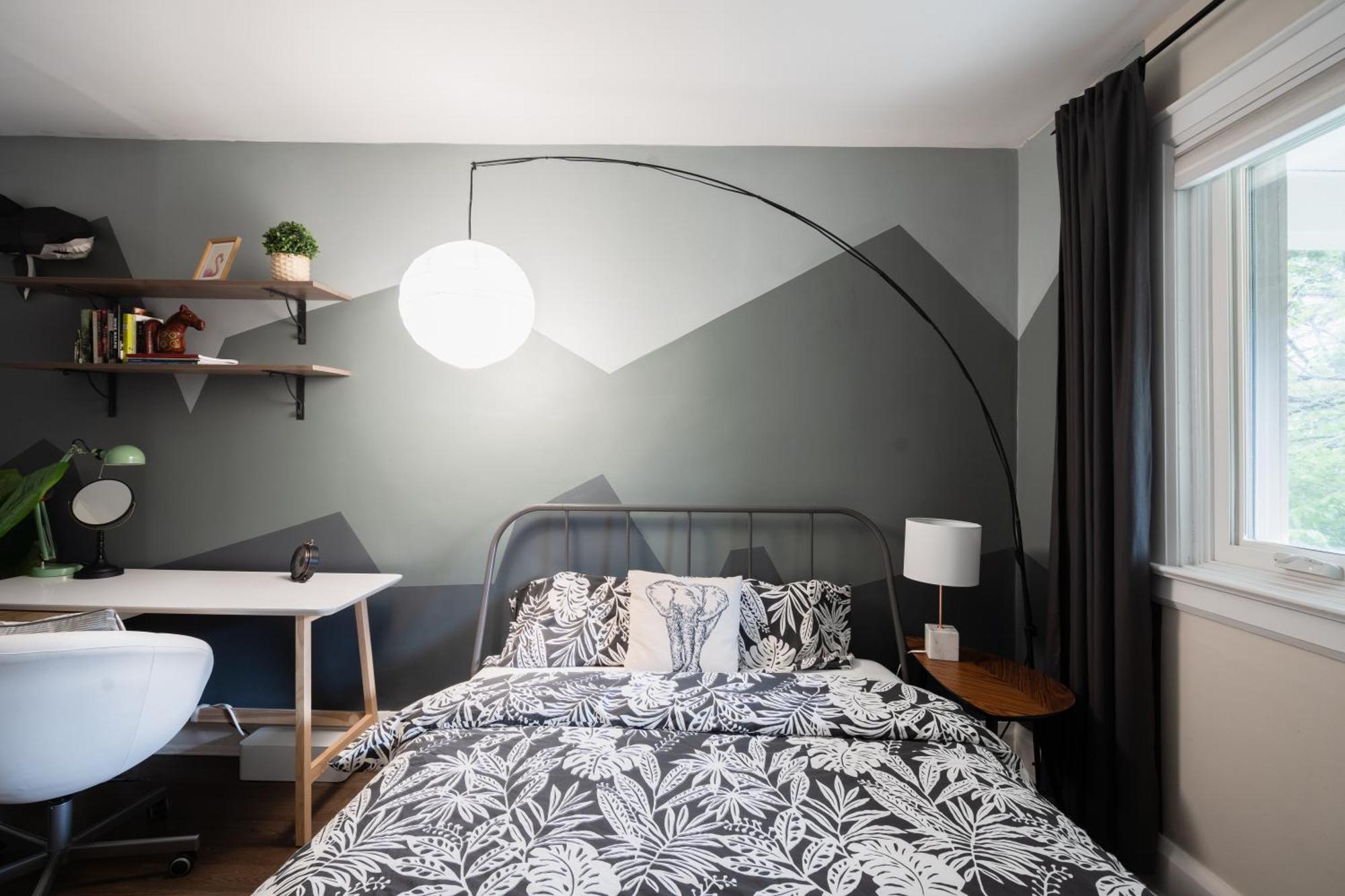 Homestay Spacious With Ensuite Bathroom Near Subway, Koreatown & Uoft